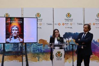 Alfredo Sanz Corma i l’actual regidora de Turisme, Noelia Samblás Gurrea
