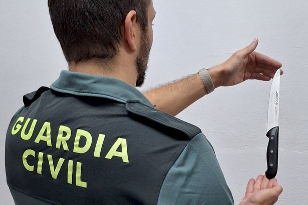 Detenido en Nules un hombre por el atraco con cuchillo a una farmacia