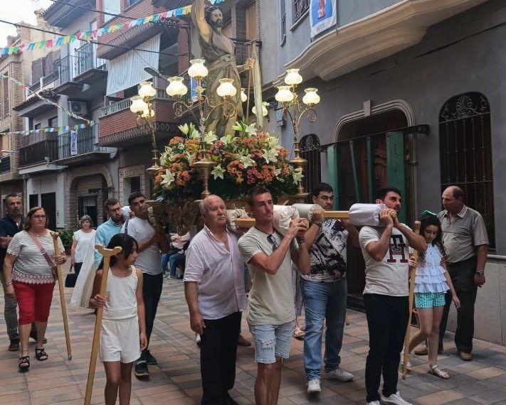 Tot el que has de saber de les festes de Sant Joan 2025 a Betxí: bous, sopars i música