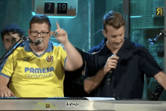 Aficionado del Villarreal en la Revuelta