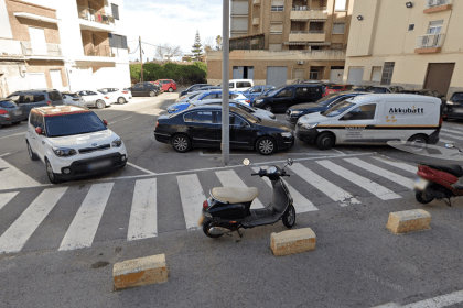 Obras Burriana calle Isaac Peral y Camí fondo