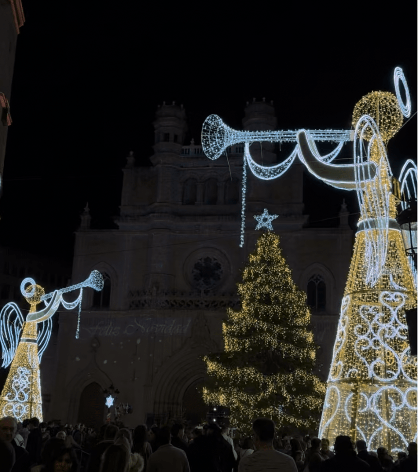 Luces navideñas y videomapping Castellón