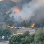 El incendio de la Vall d'Uixó llega a la escuela de la Vilavella
