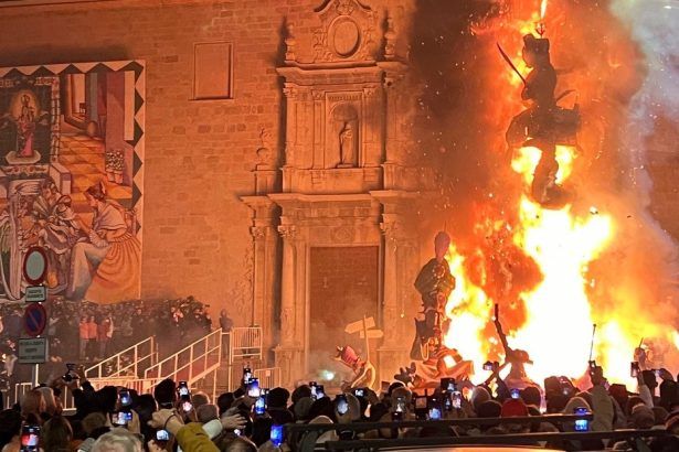 Horario de la cremà de las fallas de Burriana 2026
