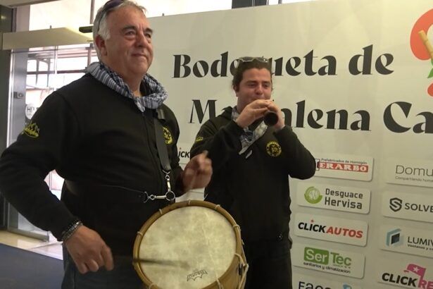 Dimonis-de-la-Plana-tocant-a-la-bodegueta-de-Pobl