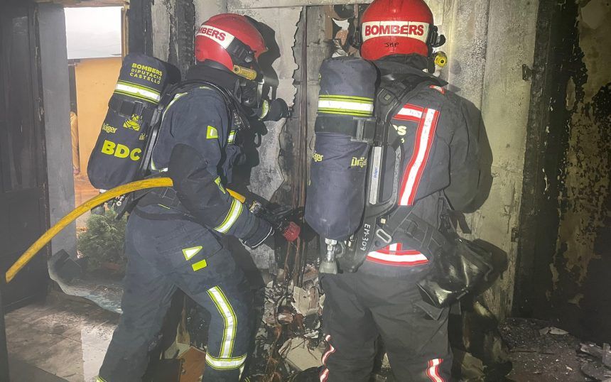 Incendio en un edificio en Onda