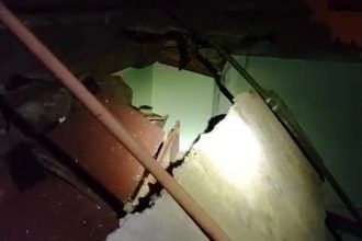 Se derrumba el techo de una vivienda en Vila-real 