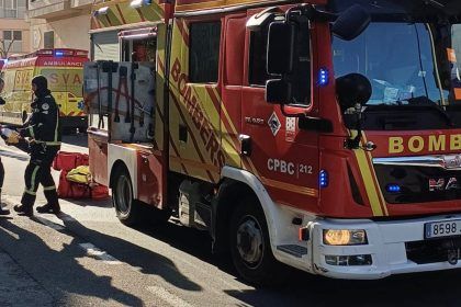 Fallece una mujer y su mascota en un incendio en Vila-real