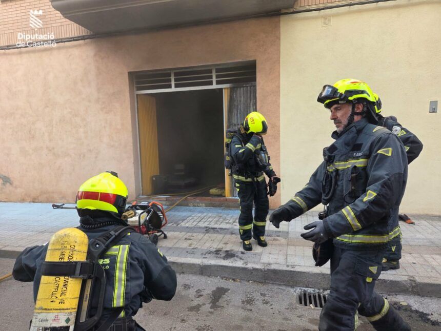 Incendio en una peña en fiestas de Vila-real