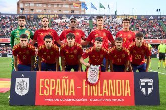 Selección española sub-21 en el Skyfi Castalia