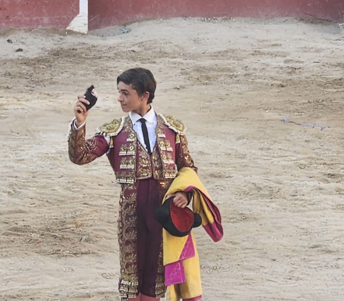 El novillero vila-realense Jorge Escamilla destaca en Benasal