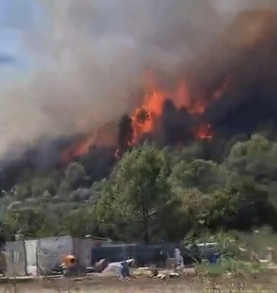 El incendio de la Vall d'Uixó llega a Artana