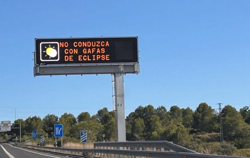 Mensaje de la DGT por el eclipse solar