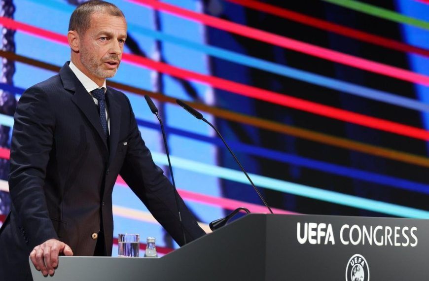La UEFA enfría la propuesta de llevar el Villarreal-Barça a Miami y abrirá consultas