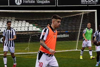 Raúl Sánchez vuelve a la convocatoria albinegra