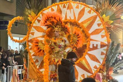 Cabalgata del Ninot en Burriana 2026