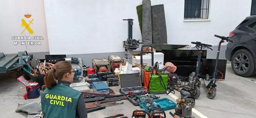 Tres detenidos por 17 robos en la provincia de Castellón