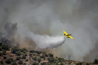 Incendio Vall d'Uixó// Foto de Pau Valls