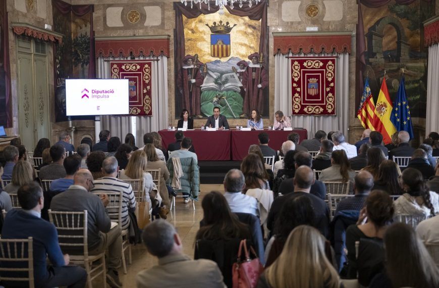 La Diputación informa a los ayuntamientos del mayor Plan Impulsa de la historia con una inversión récord