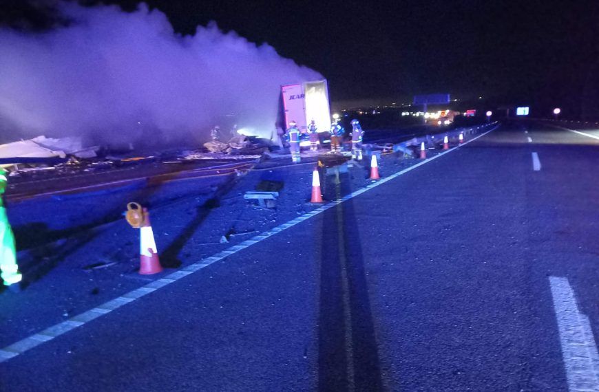 Accidente de tres camiones en la AP-7 Castellón